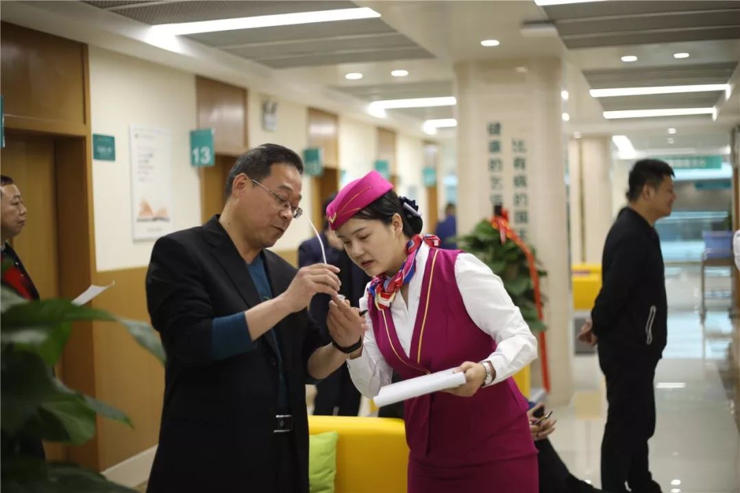 玉林24小时套医保卡(北京医保卡使用指南)